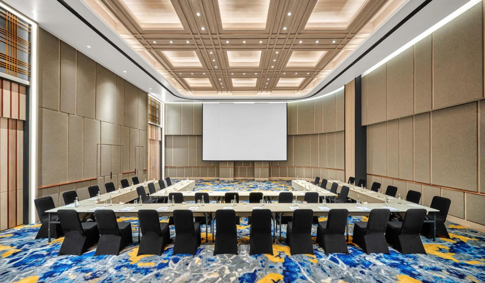 Hyatt Place Makassar Extérieur photo