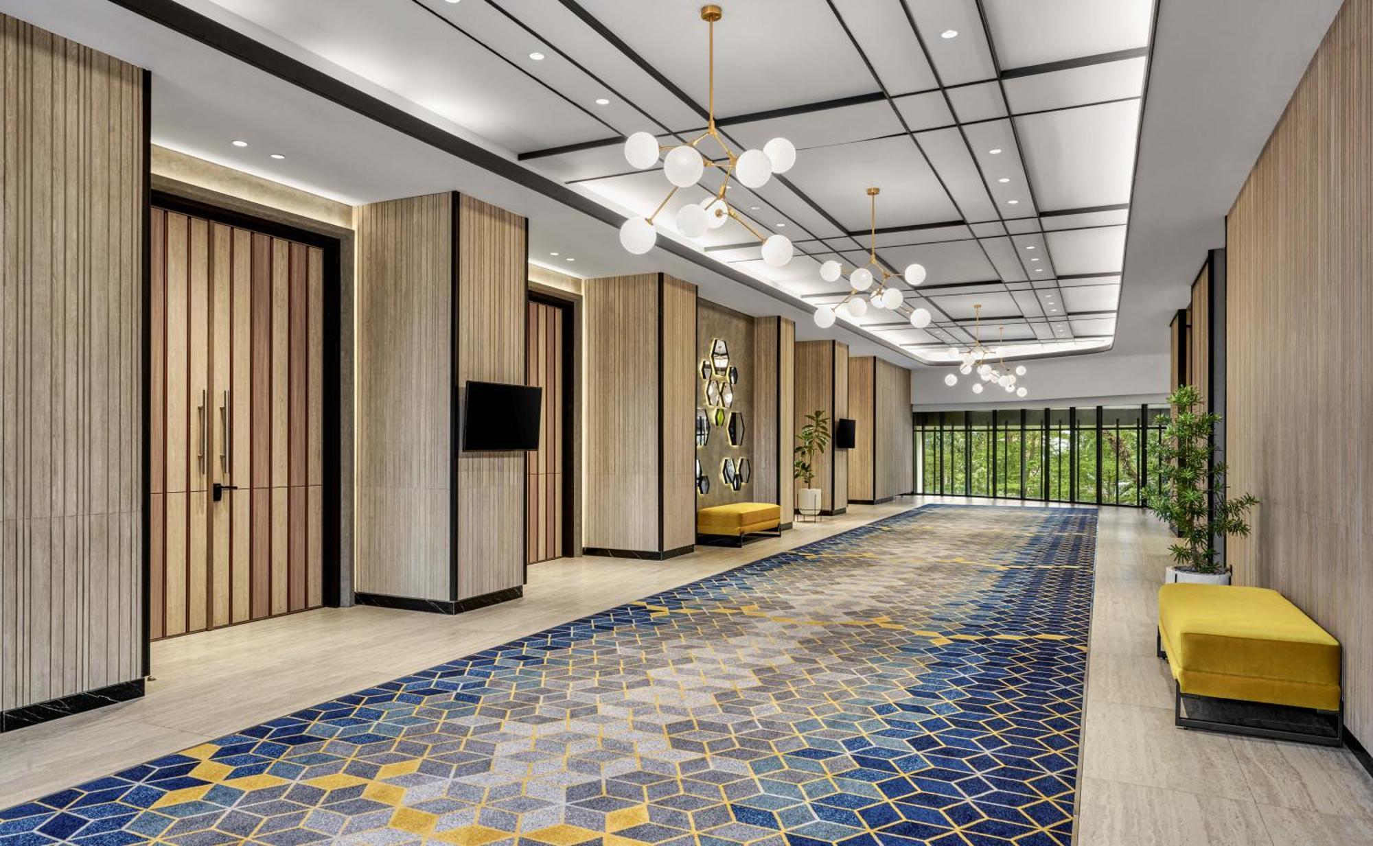 Hyatt Place Makassar Extérieur photo