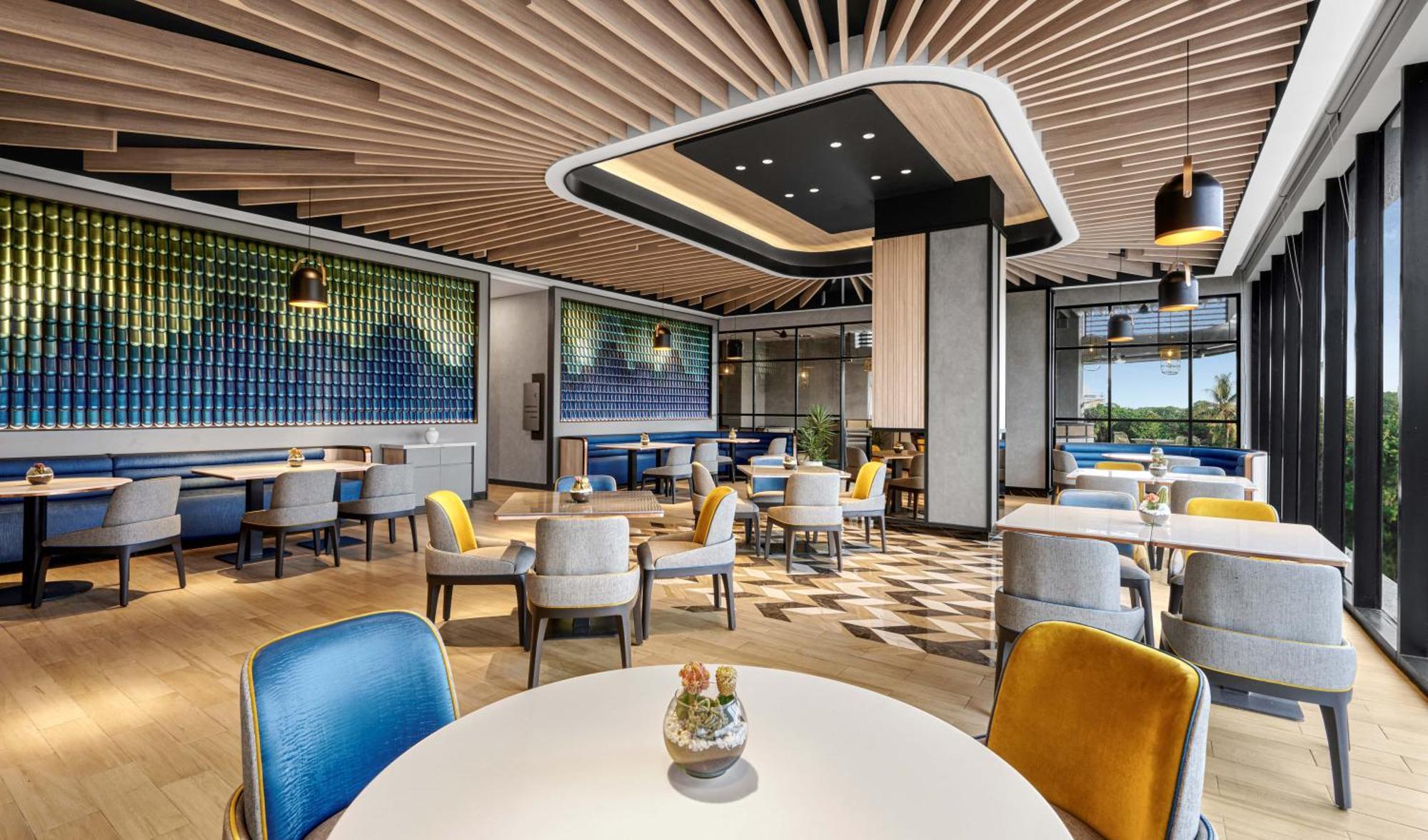 Hyatt Place Makassar Extérieur photo